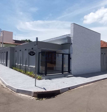 Imagem Casa com 3 Quartos à Venda, 168 m² em Centro - Pirassununga Imagem Casa com 3 Quartos à Venda, 168 m² em Centro - Pirassununga