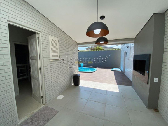 Imagem Casa com 5 Quartos à Venda, 334 m² em Atlântida - Xangri-lá
