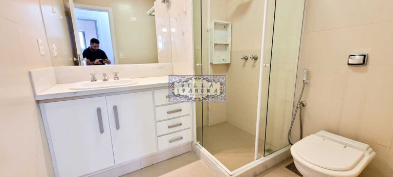 Imagem Apartamento com 4 Quartos à Venda, 170 m² em Flamengo - Rio De Janeiro Imagem Apartamento com 4 Quartos à Venda, 170 m² em Flamengo - Rio De Janeiro