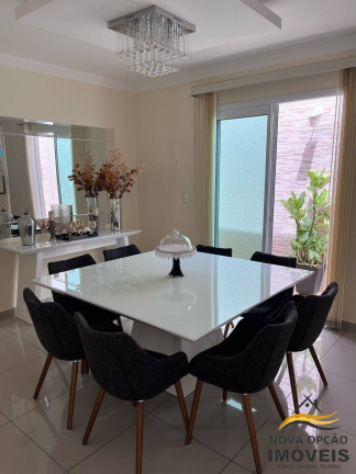 Imagem Casa com 2 Quartos à Venda,  em Vila M Genoveva - Jundiaí