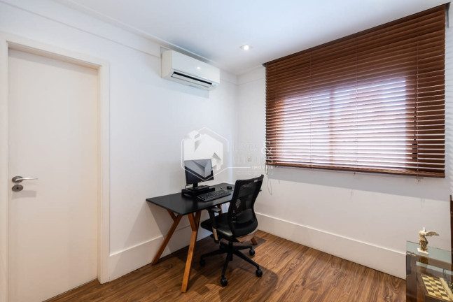 Imagem Apartamento com 3 Quartos à Venda, 162 m² em Itaim Bibi - São Paulo