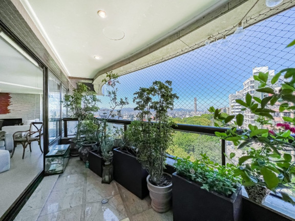 Imagem Apartamento com 4 Quartos à Venda, 237 m² em Auxiliadora - Porto Alegre