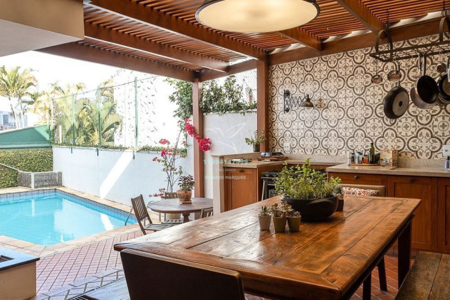 Imagem Casa com 4 Quartos à Venda, 465 m² em Jardim Leonor - São Paulo Imagem Casa com 4 Quartos à Venda, 465 m² em Jardim Leonor - São Paulo