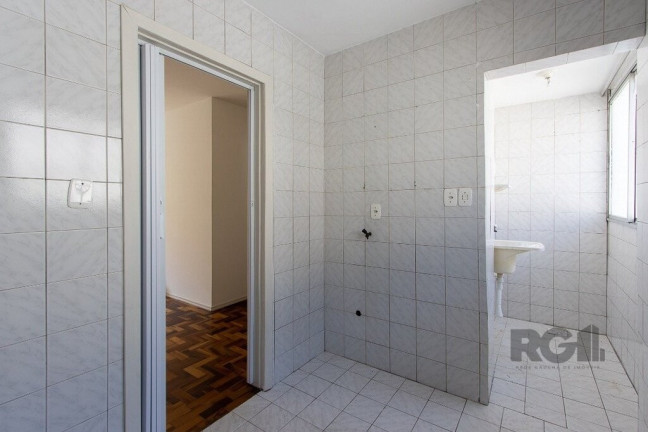 Imagem Apartamento com 3 Quartos à Venda, 50 m² em Cristal - Porto Alegre