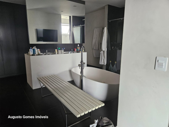 Imagem Imóvel com 3 Quartos à Venda, 235 m² em Cidade Monções - São Paulo Imagem Imóvel com 3 Quartos à Venda, 235 m² em Cidade Monções - São Paulo