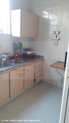 Imagem Casa com 4 Quartos à Venda, 176 m² em Centro - Taubaté Imagem Casa com 4 Quartos à Venda, 176 m² em Centro - Taubaté