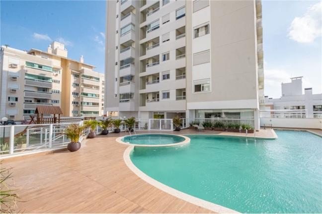 Imóvel com 2 Quartos à Venda,  em Abraão - Florianópolis