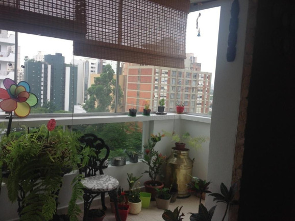 Imagem Apartamento com 4 Quartos à Venda, 220 m² em Campo Belo - São Paulo
