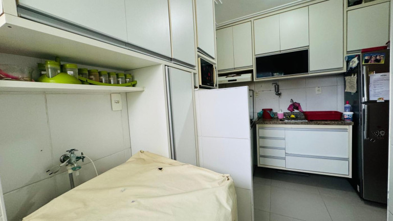 Imagem Apartamento com 3 Quartos à Venda, 92 m² em Jardim Armação - Salvador