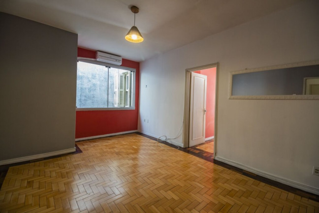 Imagem Imóvel com 3 Quartos à Venda, 88 m² em Bom Fim - Porto Alegre Imagem Imóvel com 3 Quartos à Venda, 88 m² em Bom Fim - Porto Alegre