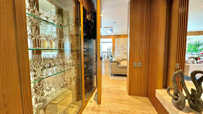 Imagem Apartamento com 3 Quartos à Venda, 285 m² em Alphaville Empresarial - Barueri Imagem Apartamento com 3 Quartos à Venda, 285 m² em Alphaville Empresarial - Barueri