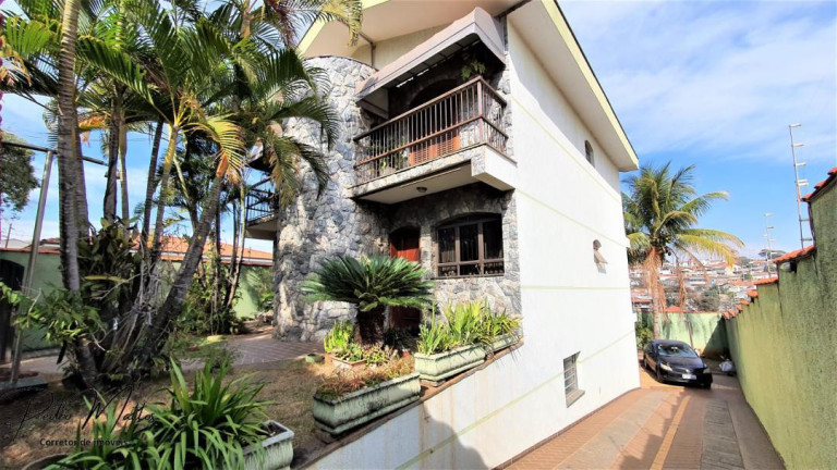 Imagem Casa com 3 Quartos à Venda, 244 m² em Chácara Nazareth - Piracicaba Imagem Casa com 3 Quartos à Venda, 244 m² em Chácara Nazareth - Piracicaba