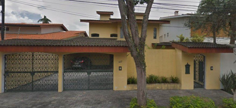 Casa com 4 Quartos à Venda, 349 m² em Alto De Pinheiros - São Paulo