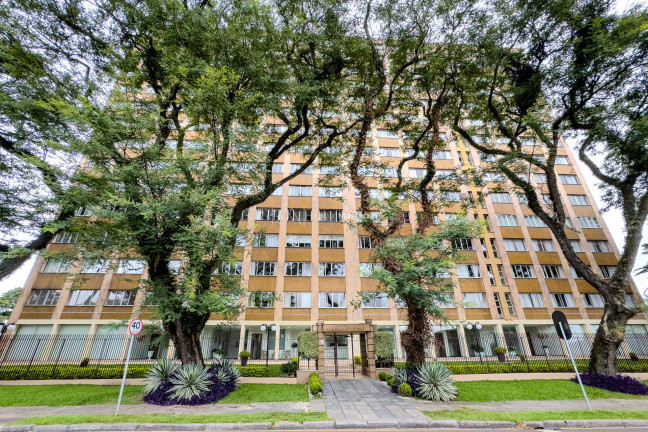 Apartamento com 3 Quartos à Venda, 112 m² em Rebouças - Curitiba