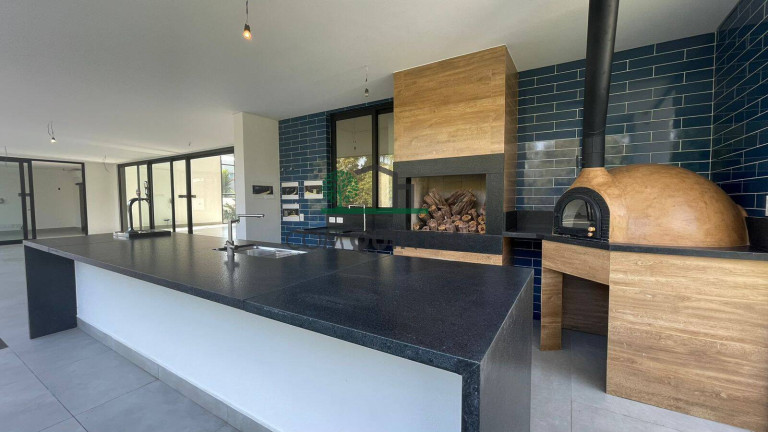 Imagem Casa com 4 Quartos à Venda, 750 m² em Alphaville - Granja Viana - Carapicuíba Imagem Casa com 4 Quartos à Venda, 750 m² em Alphaville - Granja Viana - Carapicuíba