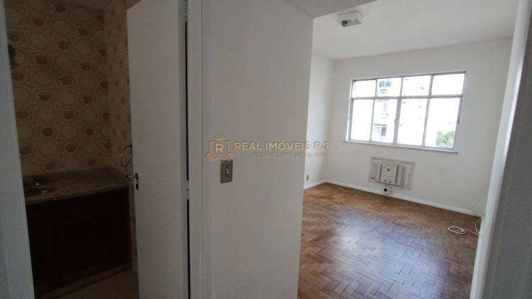 Imagem Apartamento com 4 Quartos à Venda, 160 m² em Tijuca - Rio De Janeiro Imagem Apartamento com 4 Quartos à Venda, 160 m² em Tijuca - Rio De Janeiro