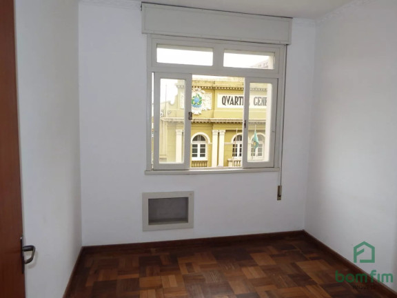 Imagem Apartamento com 3 Quartos à Venda, 90 m² em Centro Histórico - Porto Alegre Imagem Apartamento com 3 Quartos à Venda, 90 m² em Centro Histórico - Porto Alegre
