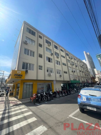 Apartamento com 3 Quartos à Venda, 71 m² em Centro - Balneário Camboriú