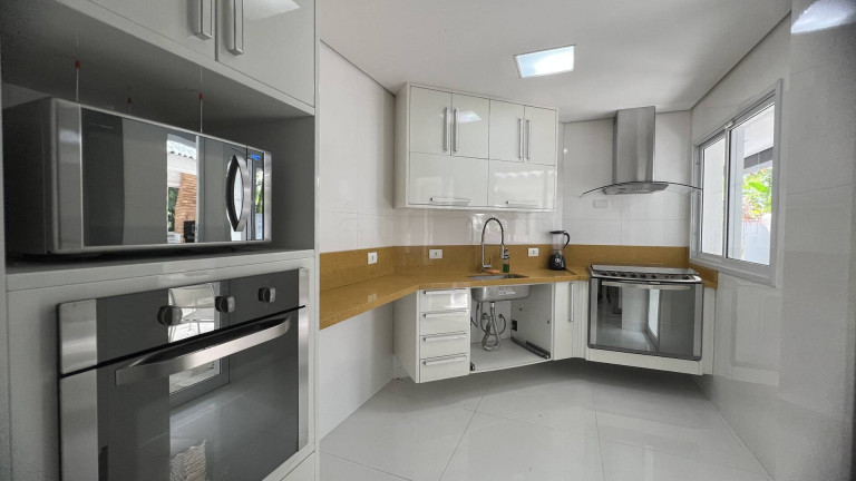 Imagem Casa com 4 Quartos à Venda, 320 m² em Riviera De São Lourenço - Bertioga Imagem Casa com 4 Quartos à Venda, 320 m² em Riviera De São Lourenço - Bertioga