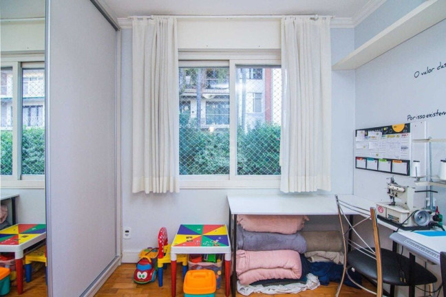 Imagem Apartamento com 2 Quartos à Venda, 73 m² em Auxiliadora - Porto Alegre Imagem Apartamento com 2 Quartos à Venda, 73 m² em Auxiliadora - Porto Alegre