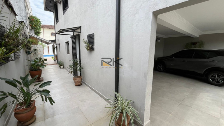 Imagem Casa com 4 Quartos à Venda, 250 m² em Centro - Ubatuba Imagem Casa com 4 Quartos à Venda, 250 m² em Centro - Ubatuba