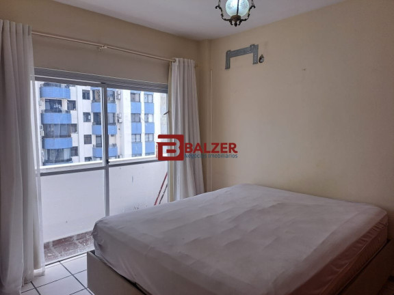 Imagem Apartamento com 3 Quartos à Venda, em Centro - Florianópolis Imagem Apartamento com 3 Quartos à Venda, em Centro - Florianópolis