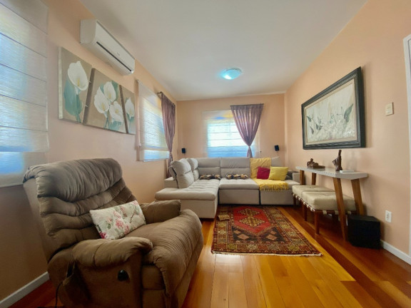 Imagem Casa com 4 Quartos à Venda, 236 m² em Capoeiras - Florianópolis Imagem Casa com 4 Quartos à Venda, 236 m² em Capoeiras - Florianópolis