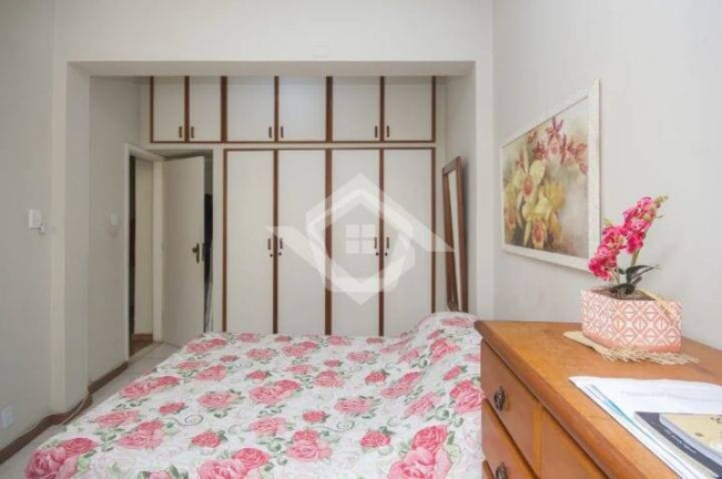 Imagem Apartamento com 2 Quartos à Venda, 61 m² em Copacabana - Rio De Janeiro