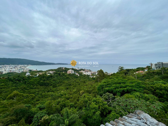 Imagem Casa de Condomínio com 5 Quartos à Venda, 868 m² em Centro - Bombinhas