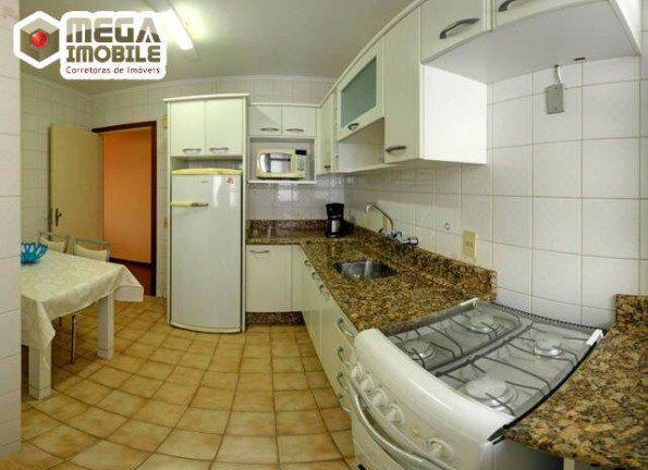 Imagem Apartamento com 2 Quartos à Venda, 77 m² em Centro - Florianópolis Imagem Apartamento com 2 Quartos à Venda, 77 m² em Centro - Florianópolis