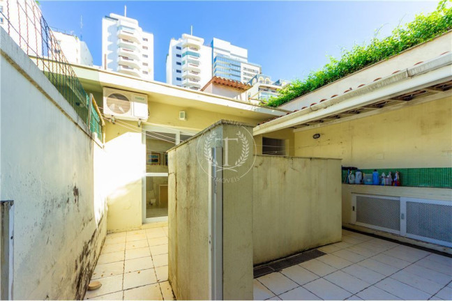 Imagem Casa com 3 Quartos à Venda, 168 m² em Vila Nova Conceição - São Paulo