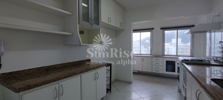Imagem Apartamento com 3 Quartos à Venda, 165 m² em Pitangueiras - Guarujá