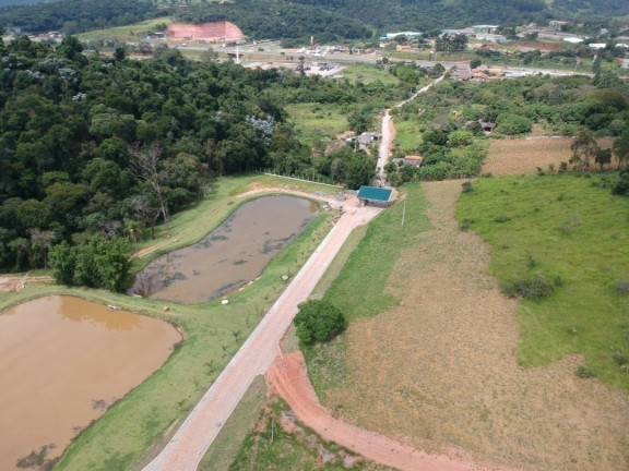 Chácara à Venda, 20 m² em Portão - Atibaia