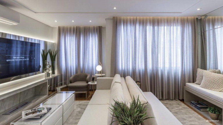 Imagem Imóvel com 2 Quartos à Venda, 57 m² em Menino Deus - Porto Alegre Imagem Imóvel com 2 Quartos à Venda, 57 m² em Menino Deus - Porto Alegre