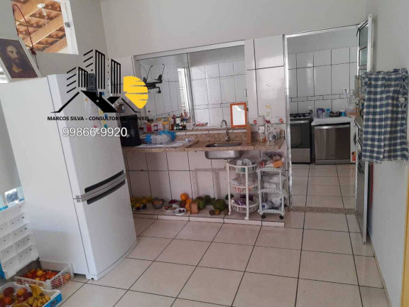 Imagem Casa com 3 Quartos à Venda, 190 m² em Santa Mônica - Uberlândia Imagem Casa com 3 Quartos à Venda, 190 m² em Santa Mônica - Uberlândia
