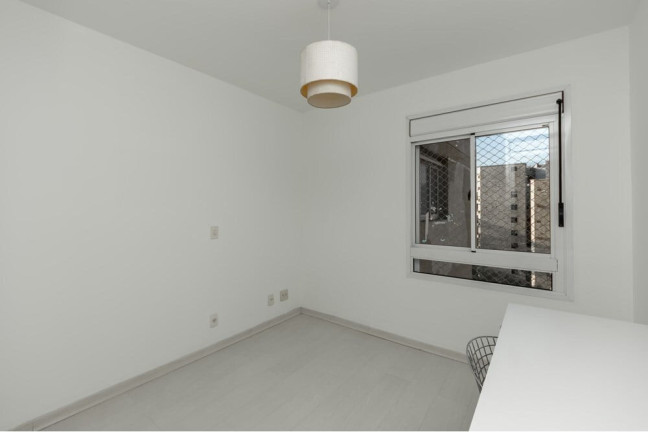Imagem Imóvel com 3 Quartos à Venda, 271 m² em Morumbi - São Paulo Imagem Imóvel com 3 Quartos à Venda, 271 m² em Morumbi - São Paulo