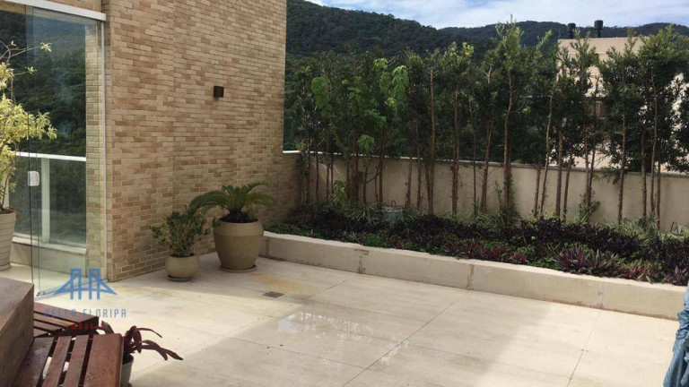 Imagem Cobertura com 2 Quartos à Venda ou Locação, 147 m² em Itacorubi - Florianópolis