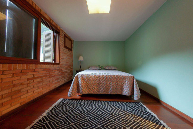 Imagem Casa com 4 Quartos à Venda, 350 m² em Itacoatiara - Niterói Imagem Casa com 4 Quartos à Venda, 350 m² em Itacoatiara - Niterói