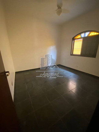 Imagem Sobrado com 3 Quartos à Venda, 380 m² em Solemar - Praia Grande Imagem Sobrado com 3 Quartos à Venda, 380 m² em Solemar - Praia Grande
