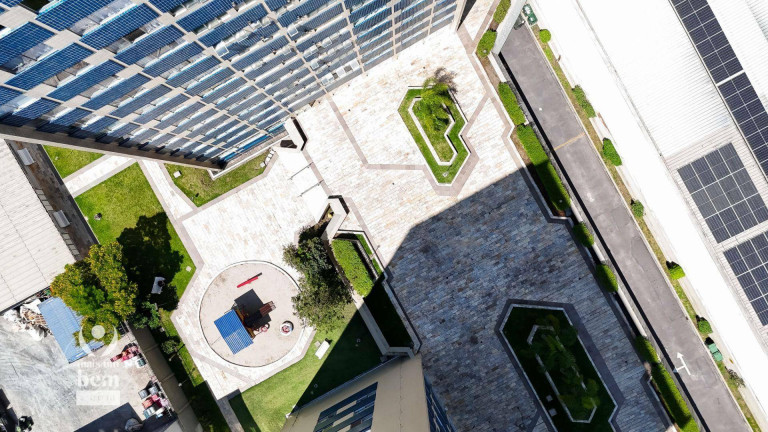 Imagem Cobertura com 3 Quartos à Venda, 129 m² em Cabral - Curitiba Imagem Cobertura com 3 Quartos à Venda, 129 m² em Cabral - Curitiba