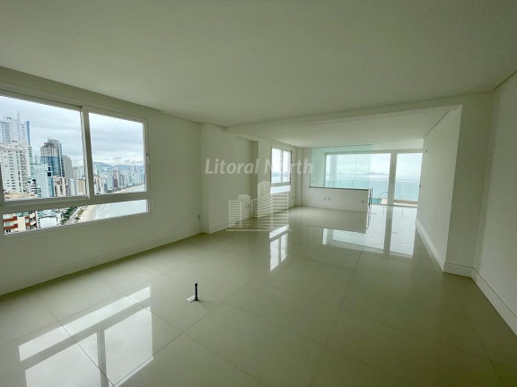 Imagem Apartamento com 7 Quartos à Venda, 410 m² em Centro - Balneário Camboriú Imagem Apartamento com 7 Quartos à Venda, 410 m² em Centro - Balneário Camboriú
