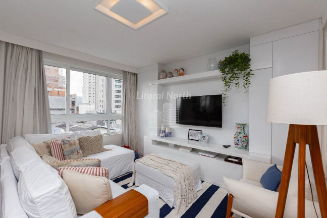 Imagem Apartamento com 3 Quartos à Venda, 179 m² em Centro - Balneário Camboriú Imagem Apartamento com 3 Quartos à Venda, 179 m² em Centro - Balneário Camboriú