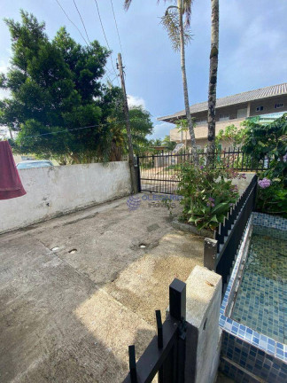 Imagem Casa com 4 Quartos à Venda, 170 m² em Armação - Penha Imagem Casa com 4 Quartos à Venda, 170 m² em Armação - Penha