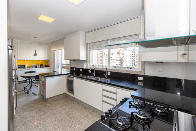 Imagem Apartamento com 4 Quartos à Venda, 315 m² em Moema - São Paulo Imagem Apartamento com 4 Quartos à Venda, 315 m² em Moema - São Paulo