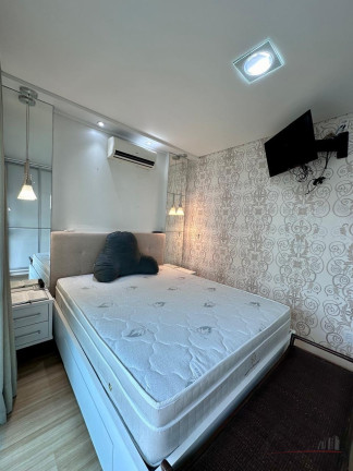Imagem Apartamento com 3 Quartos à Venda, 217 m² em Centro - Florianópolis Imagem Apartamento com 3 Quartos à Venda, 217 m² em Centro - Florianópolis