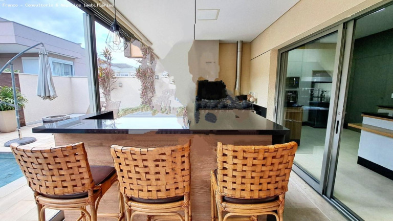 Imagem Casa de Condomínio com 5 Quartos à Venda, 407 m² em Alphaville - Santana De Parnaíba Imagem Casa de Condomínio com 5 Quartos à Venda, 407 m² em Alphaville - Santana De Parnaíba