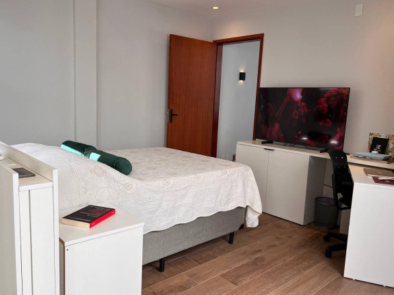 Imagem Apartamento com 2 Quartos à Venda, 76 m² em Capoeiras - Florianópolis