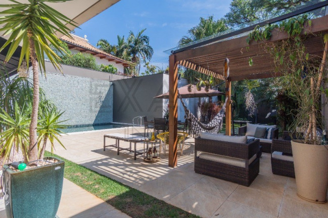 Imagem Casa com 5 Quartos à Venda, 720 m² em Pacaembu - São Paulo