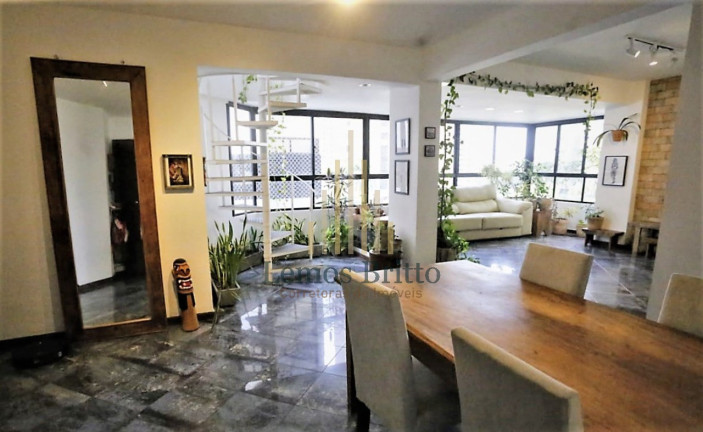 Imagem Imóvel com 4 Quartos à Venda, 240 m² em Horto Florestal - Salvador Imagem Imóvel com 4 Quartos à Venda, 240 m² em Horto Florestal - Salvador