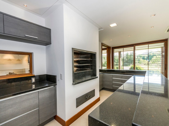 Imagem Imóvel com 5 Quartos à Venda, 947 m² em Marechal Rondon - Canoas Imagem Imóvel com 5 Quartos à Venda, 947 m² em Marechal Rondon - Canoas